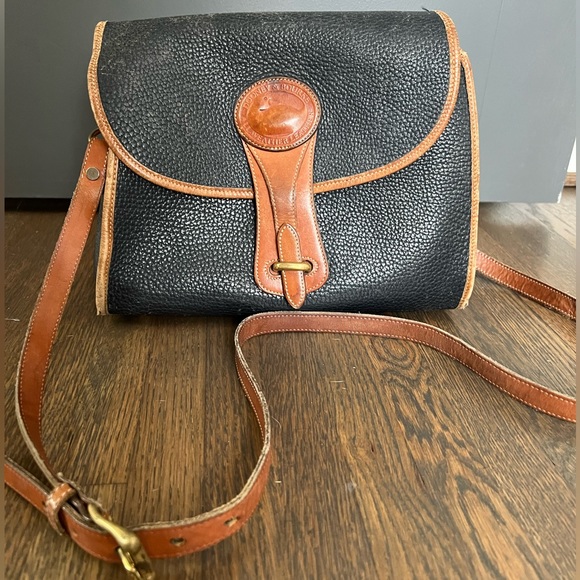 VINTAGE Dooney & Bourke PURSE! - Picture 2 of 16